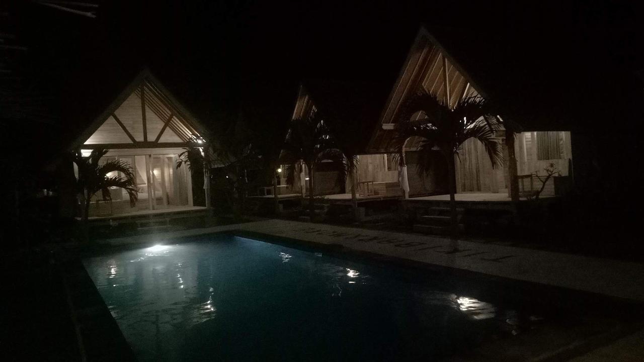 Tiki Bar And More Нуса-Лембонган Екстер'єр фото