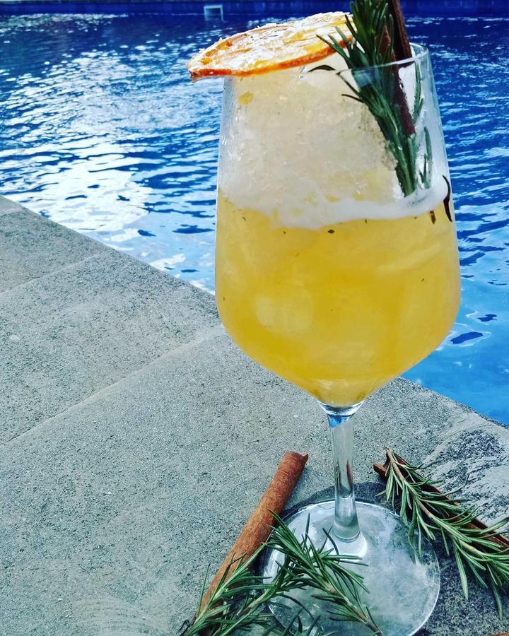 Tiki Bar And More Нуса-Лембонган Екстер'єр фото