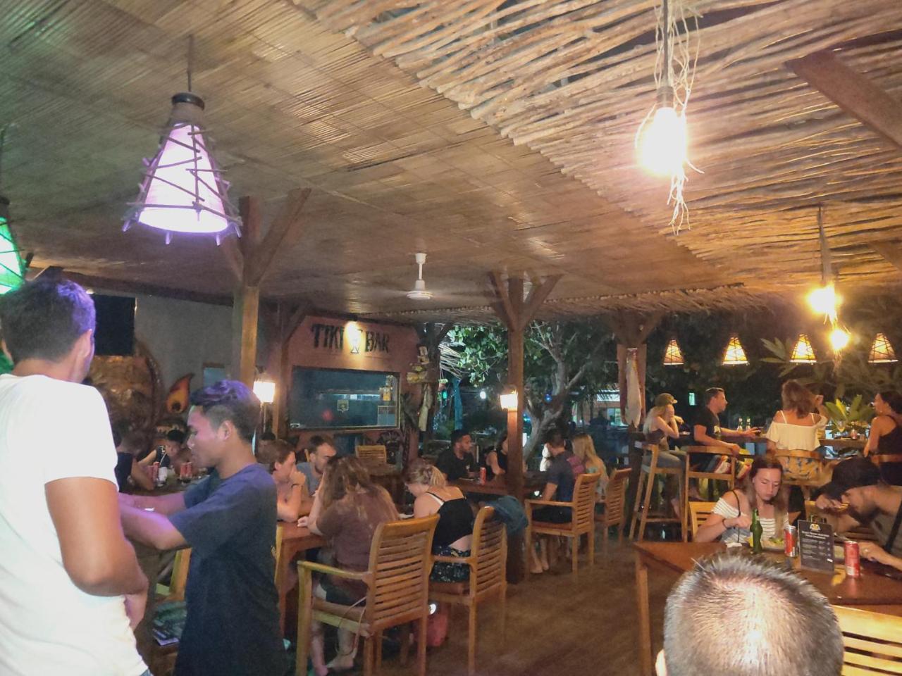 Tiki Bar And More Нуса-Лембонган Екстер'єр фото