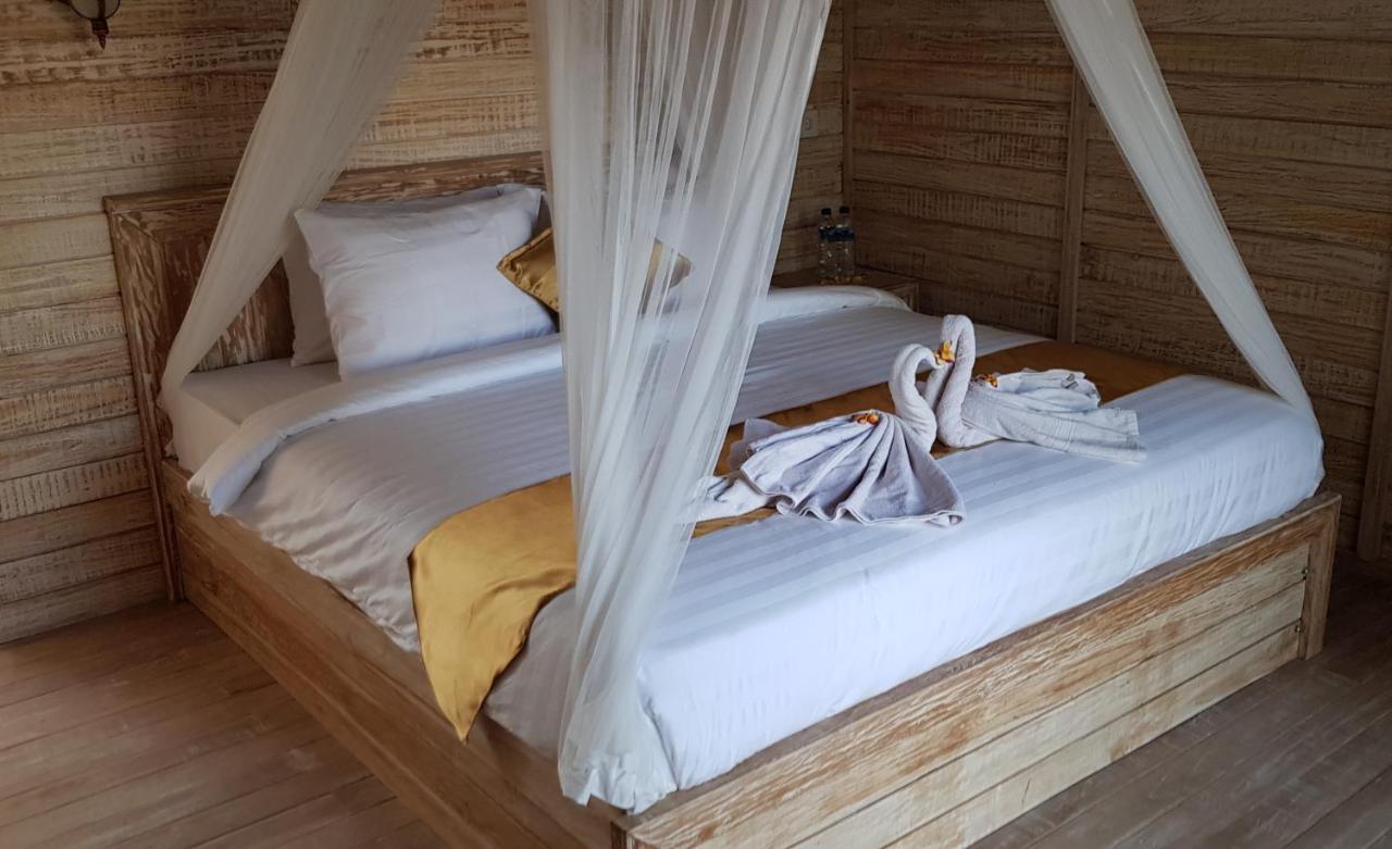 Tiki Bar And More Нуса-Лембонган Екстер'єр фото